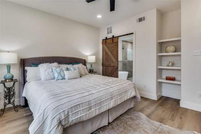 1409 Doyle Avenue, Dallas, TX 75203