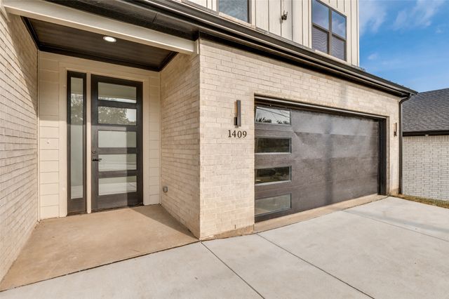 1409 Doyle Avenue, Dallas, TX 75203