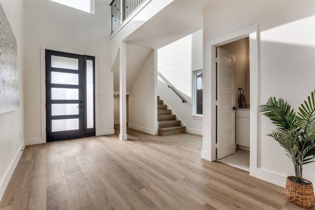 1409 Doyle Avenue, Dallas, TX 75203