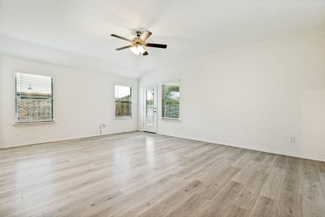 1017 Crepe Myrtle Lane, Anna, TX 75409