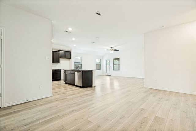 1017 Crepe Myrtle Lane, Anna, TX 75409