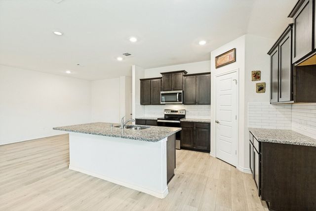 1017 Crepe Myrtle Lane, Anna, TX 75409
