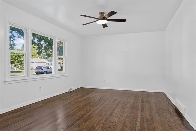 312 S CHESTER Terrace, Olathe, KS 66061