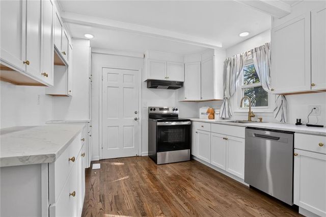 312 S CHESTER Terrace, Olathe, KS 66061