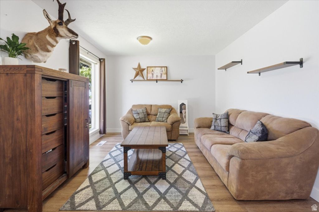 Image 3 of property listing at 288 N 100 E, Millville, UT 84326