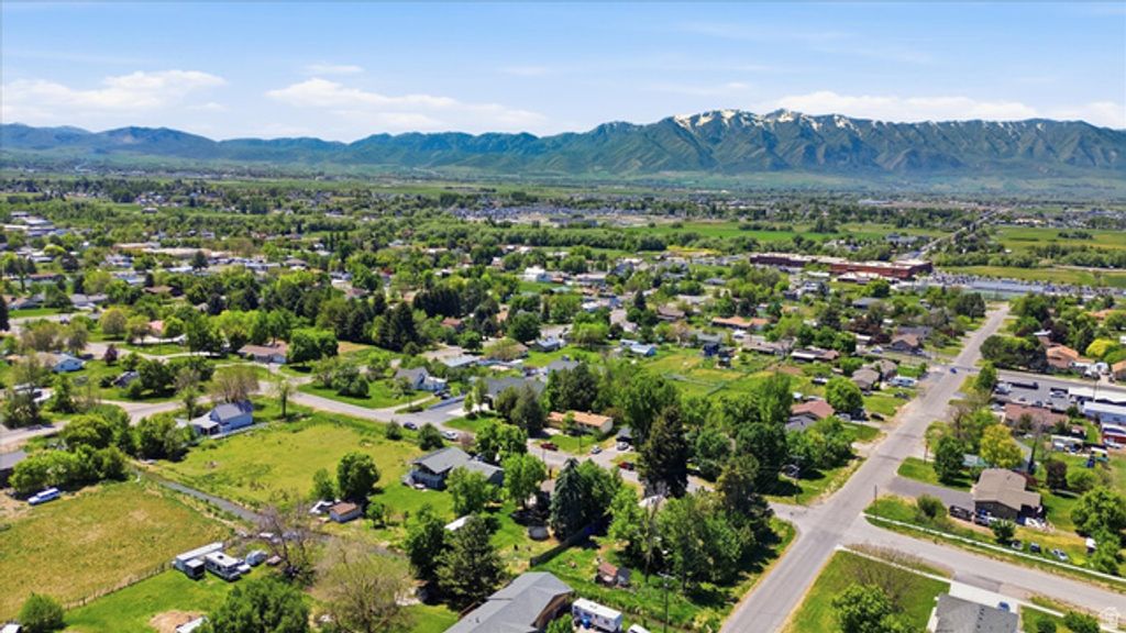Image 26 of property listing at 288 N 100 E, Millville, UT 84326