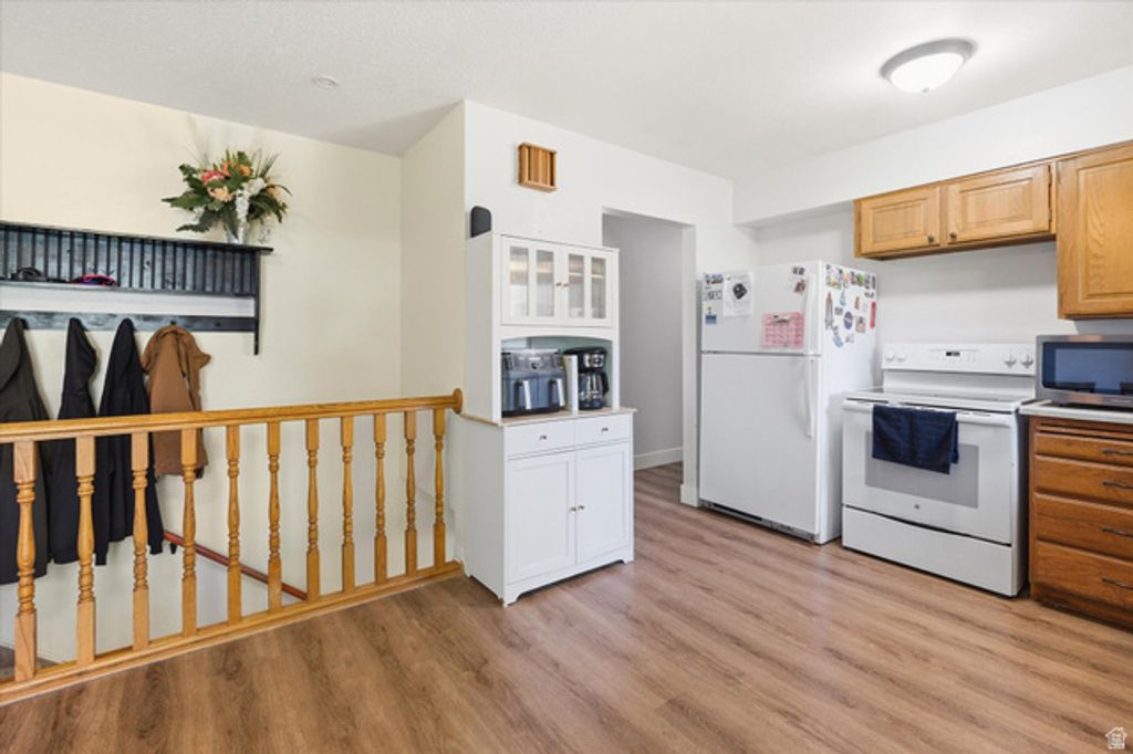 Image 6 of property listing at 288 N 100 E, Millville, UT 84326