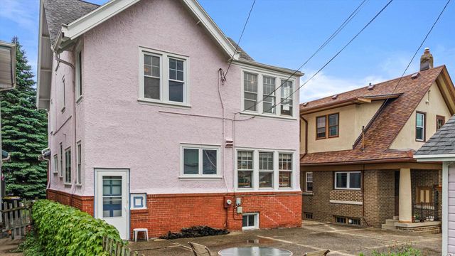 4069 N Prospect AVENUE, Shorewood, WI 53211