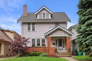 4069 N Prospect AVENUE, Shorewood, WI 53211