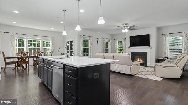 40977 NUT HATCH CT, Aldie, VA 20105