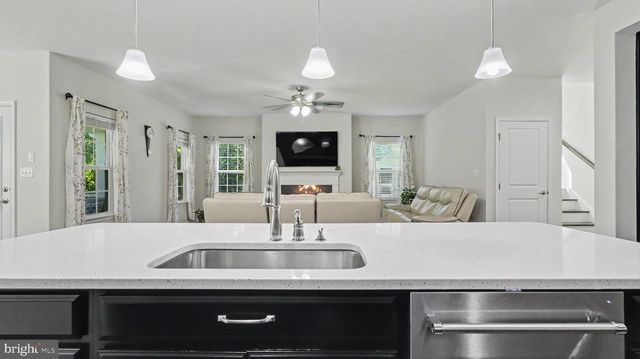 40977 NUT HATCH CT, Aldie, VA 20105