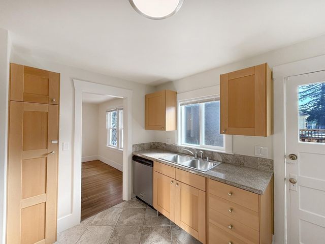 262 Hawthorne Avenue, Palo Alto, CA 94301