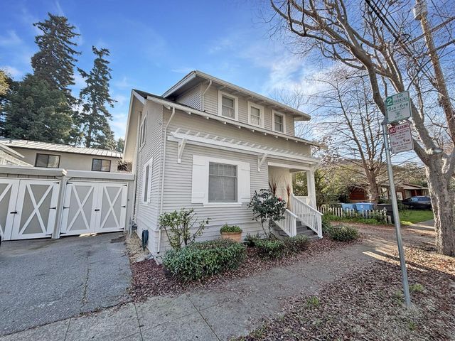 262 Hawthorne Avenue, Palo Alto, CA 94301