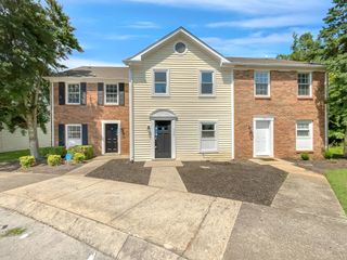 111 Azalea Ct, Clarksville, TN 37042