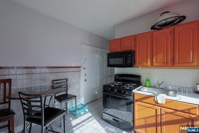 156 Dayton Street, Newark, NJ 07114