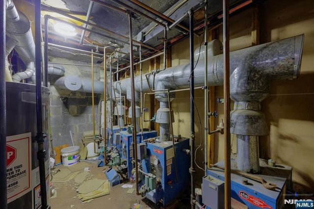 156 Dayton Street, Newark, NJ 07114