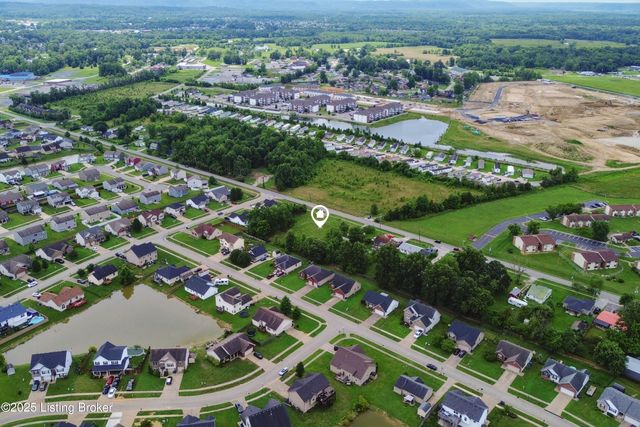 962 W Blue Lick Rd, Shepherdsville, KY 40165