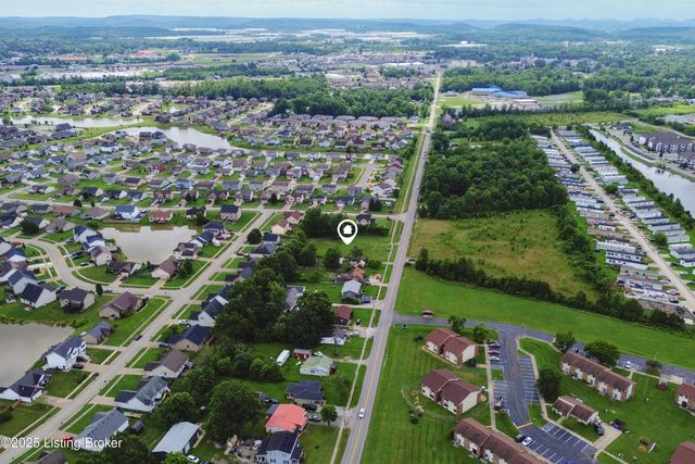 962 W Blue Lick Rd, Shepherdsville, KY 40165