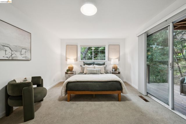 5250 Leona Street, Oakland, CA 94619