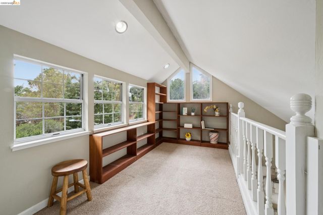 5250 Leona Street, Oakland, CA 94619