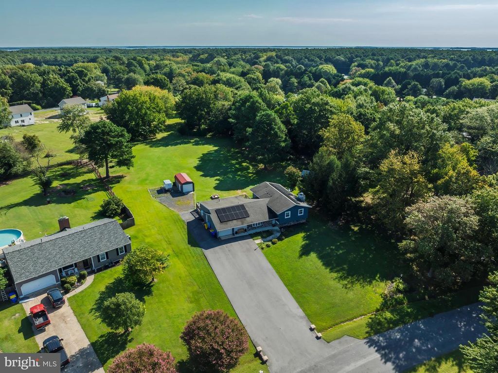 145 N LAKE DR, Stevensville, MD 21666