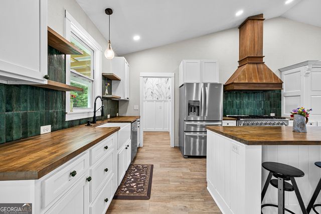 1329 Standing Rock Road, Senoia, GA 30276