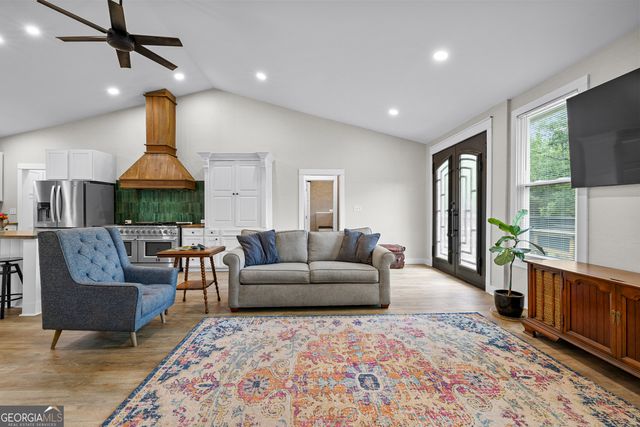 1329 Standing Rock Road, Senoia, GA 30276
