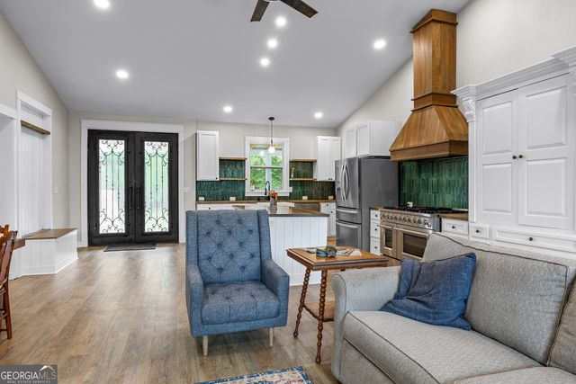 1329 Standing Rock Road, Senoia, GA 30276
