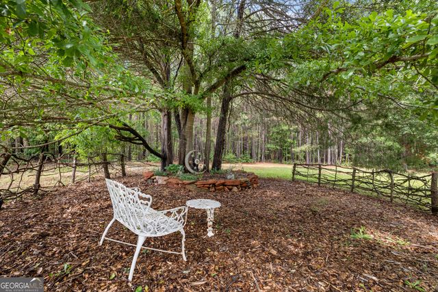 1329 Standing Rock Road, Senoia, GA 30276