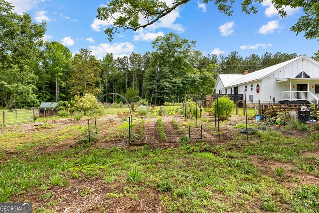 1329 Standing Rock Road, Senoia, GA 30276