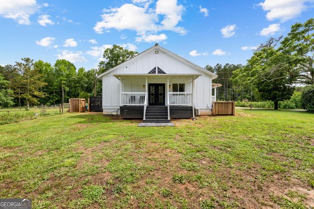 1329 Standing Rock Road, Senoia, GA 30276