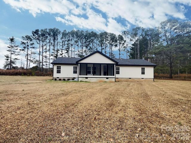 6205 Richburg Road, Great Falls, SC 29055