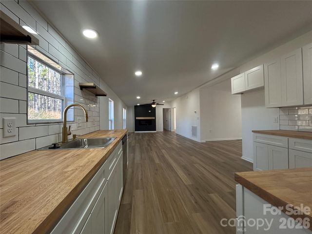 6205 Richburg Road, Great Falls, SC 29055