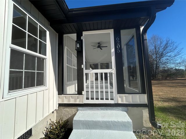 6205 Richburg Road, Great Falls, SC 29055