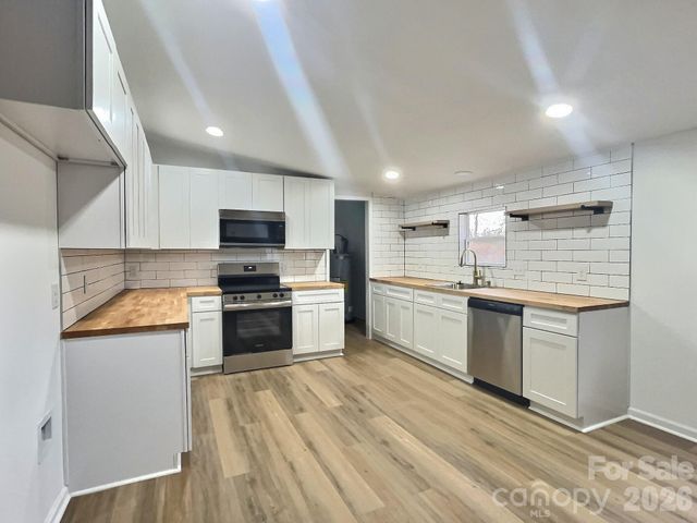 6205 Richburg Road, Great Falls, SC 29055