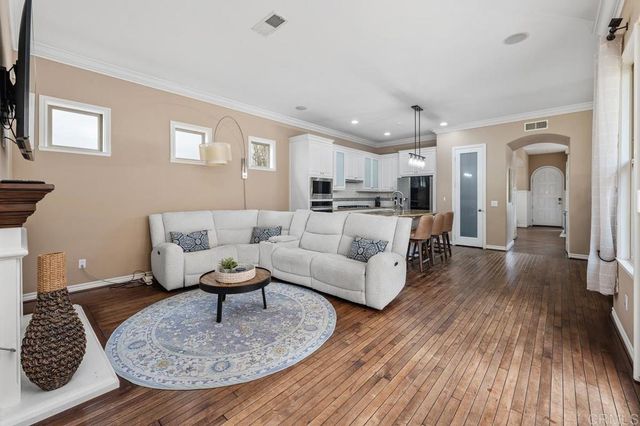 2882 W Porter Road, San Diego, CA 92106