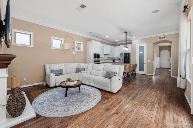 2882 W Porter Road, San Diego, CA 92106