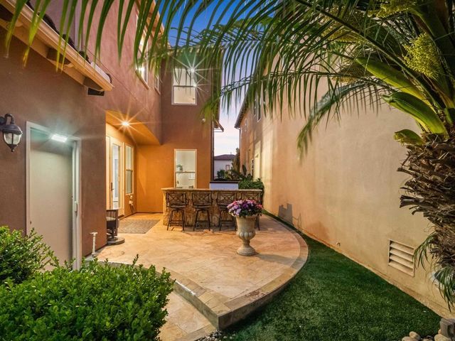 2882 W Porter Road, San Diego, CA 92106