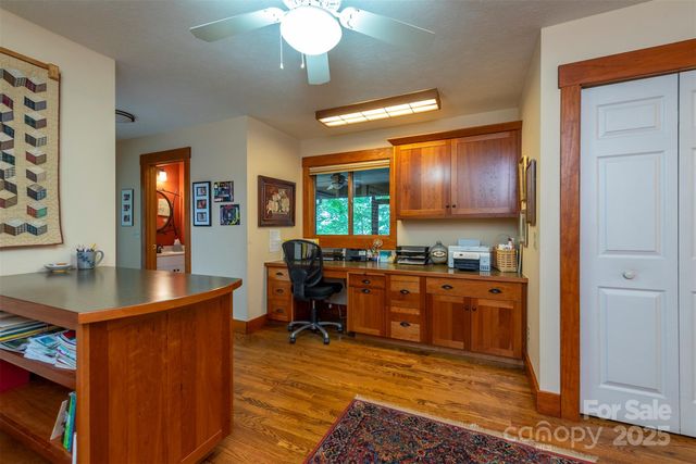 4 Galax Lane, Black Mountain, NC 28711