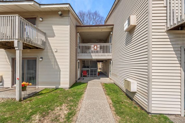 238 Concord Lane, Middletown, NY 10940
