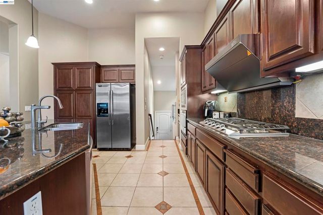 3679 Rimini Ln, Dublin, CA 94568