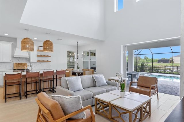 5732 LIATRIS CIRCLE, Sarasota, FL 34238