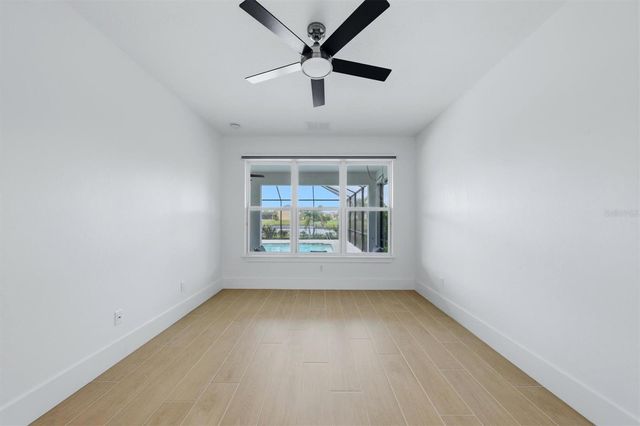 5732 LIATRIS CIRCLE, Sarasota, FL 34238