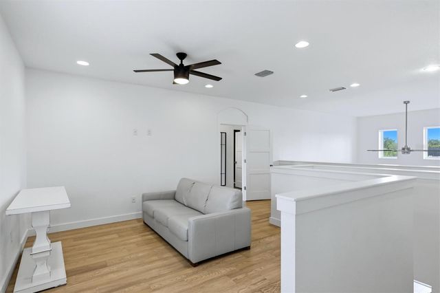 5732 LIATRIS CIRCLE, Sarasota, FL 34238