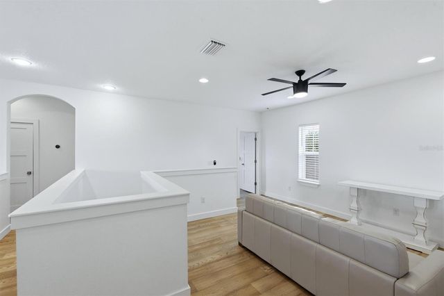 5732 LIATRIS CIRCLE, Sarasota, FL 34238