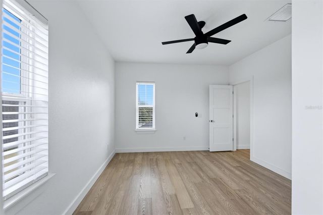 5732 LIATRIS CIRCLE, Sarasota, FL 34238