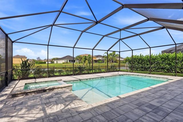 5732 LIATRIS CIRCLE, Sarasota, FL 34238
