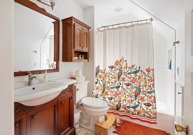 206 N Beacon St 206, Watertown, MA 02472