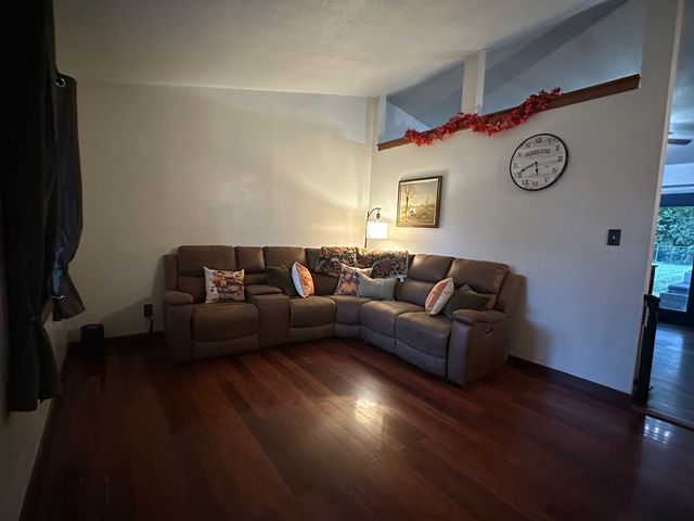 717 Independence Drive, Bourbonnais, IL 60914