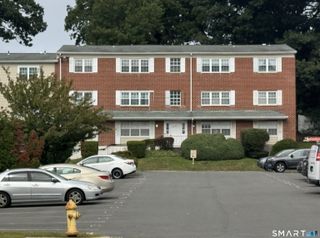 50 Greenhouse Road 58B, Bridgeport, CT 06606